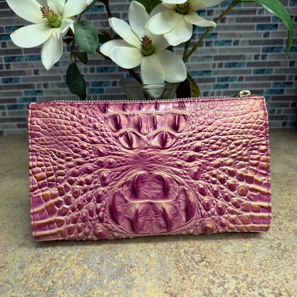 NWT Brahmin Daisy Rouge Blush pink wristlet - Picture 3 of 4